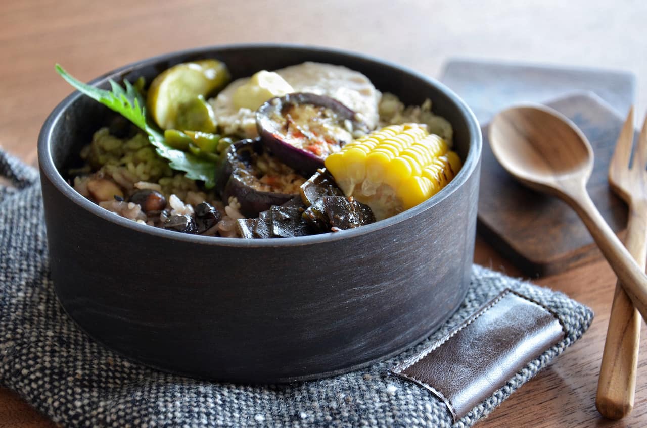 鶏ハムと黒豆ご飯弁当